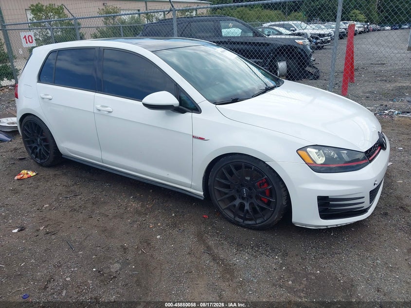 2016 VOLKSWAGEN GOLF GTI auction photo 1