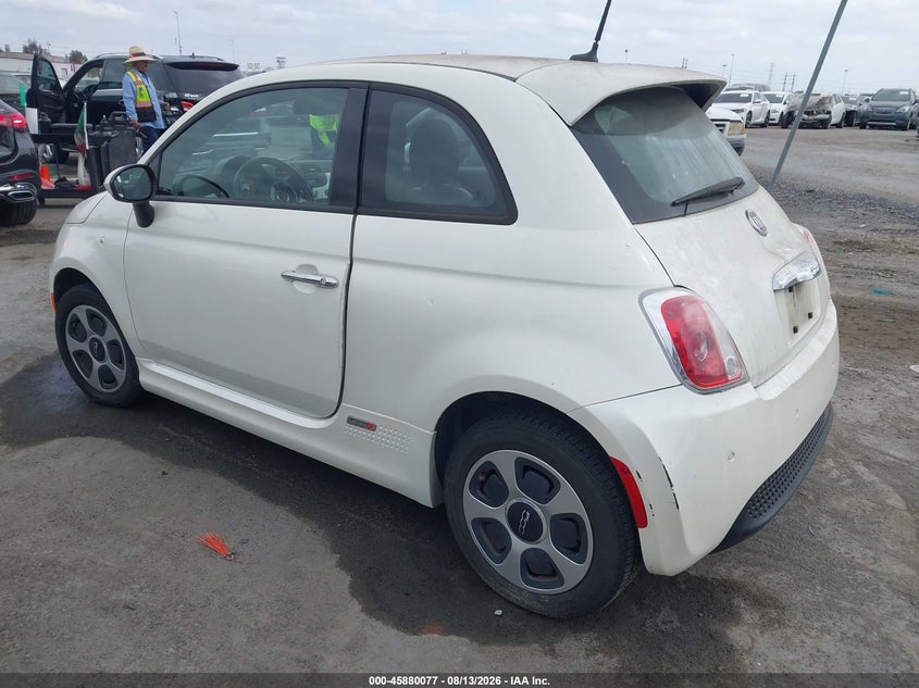 2015 FIAT 500E auction photo 3