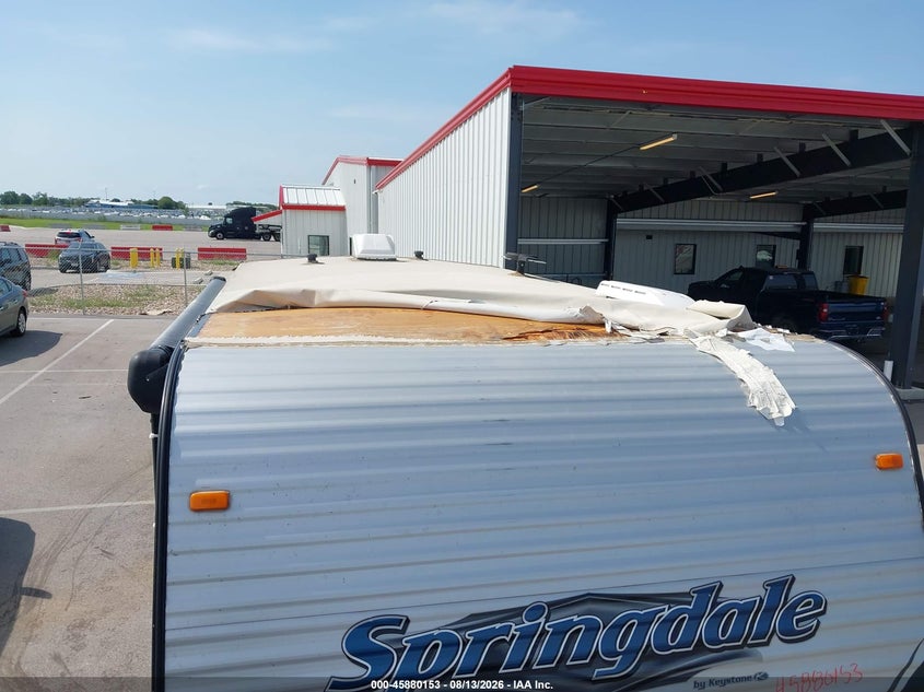 2017 KEYSTONE RV 1800BH auction photo 6