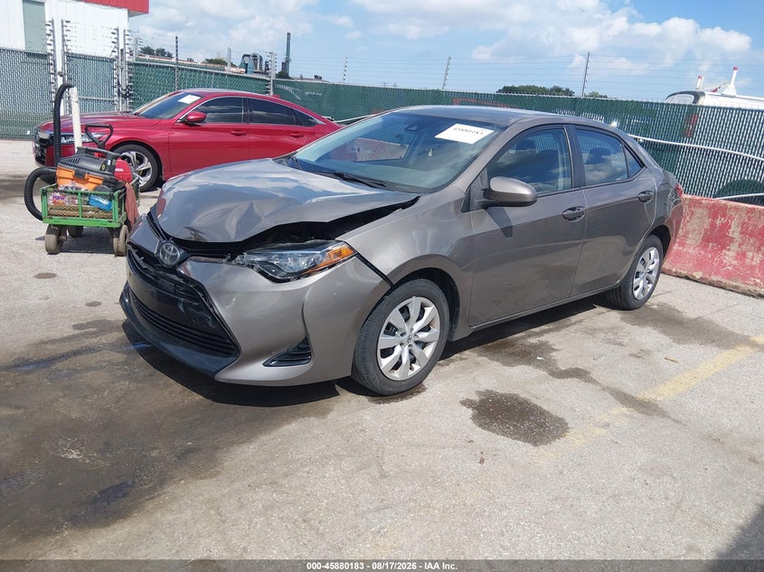 2018 Toyota Corolla, Удар спереди, IAAI, VIN 5YFBURHE2JP769110 — фото 2