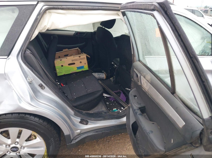 2018 SUBARU OUTBACK auction photo 8