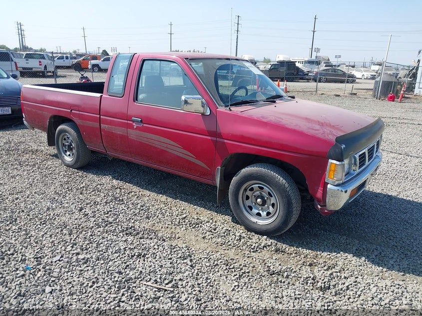 1995 NISSAN TRUCK KING CAB XE