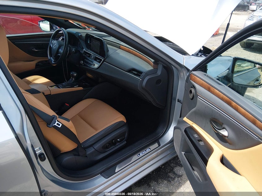 2024 LEXUS ES 300H auction photo 5