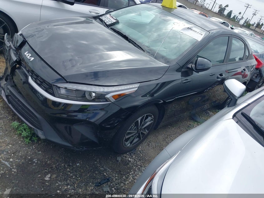2023 KIA FORTE auction photo 2