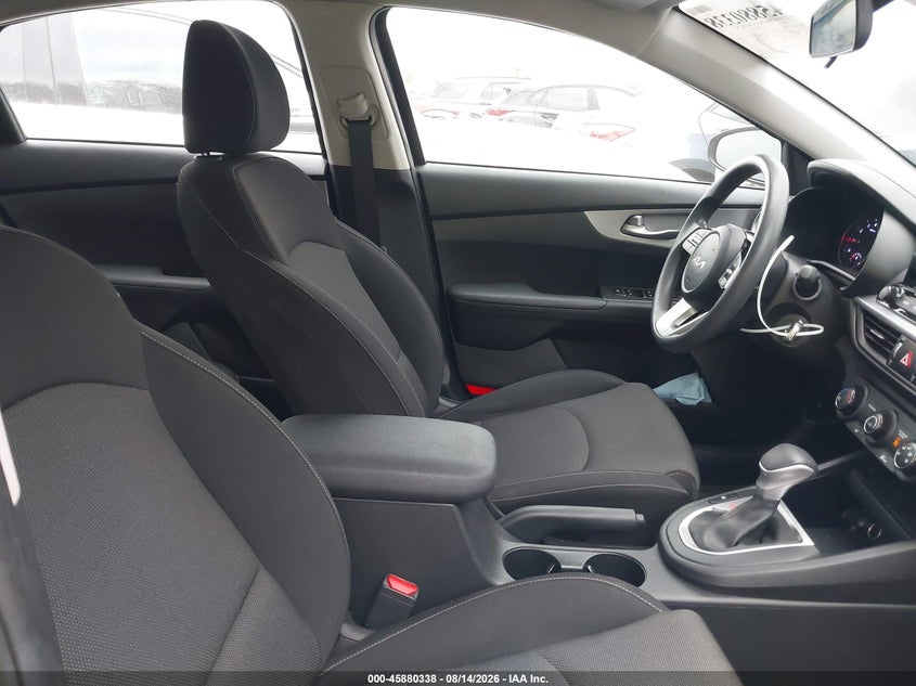 2023 KIA FORTE auction photo 5