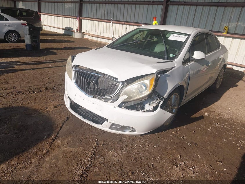 2013 BUICK VERANO auction photo 2