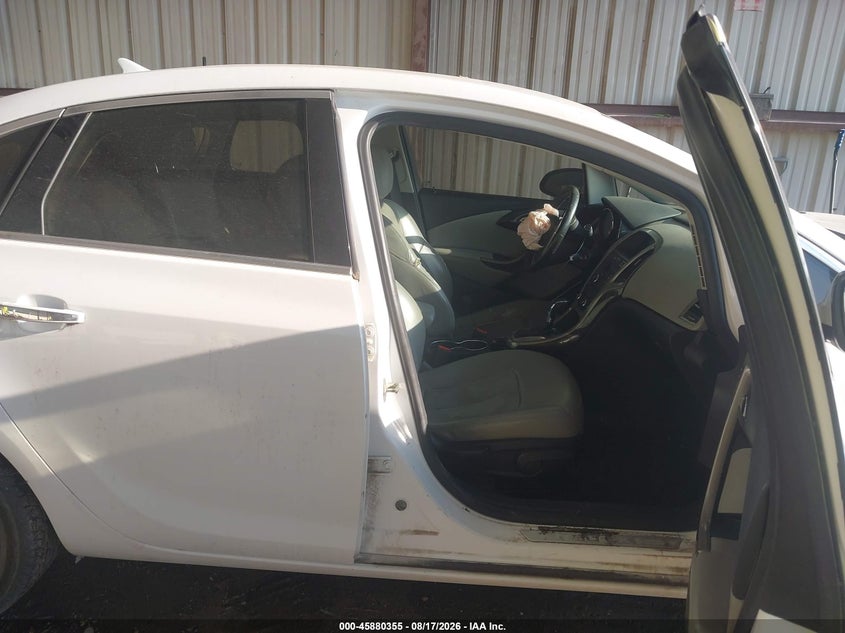 2013 BUICK VERANO auction photo 5