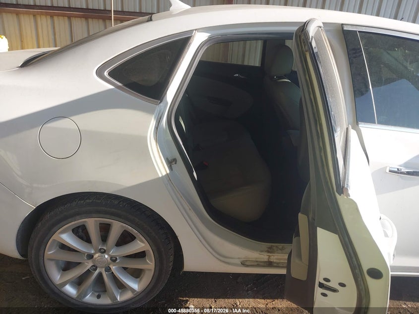 2013 BUICK VERANO auction photo 8