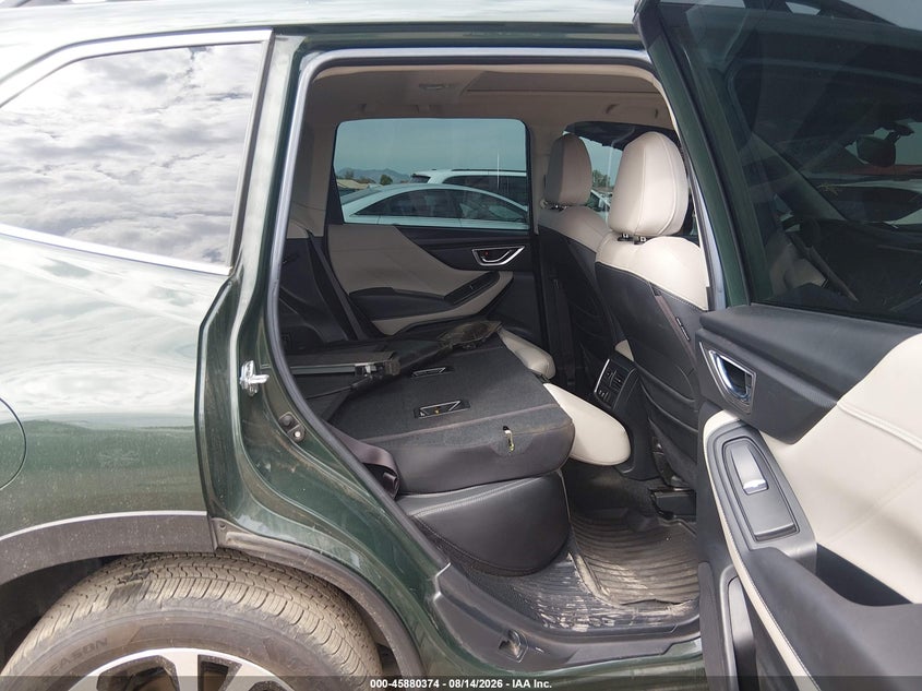 SUBARU FORESTER 2023 VIN JF2SKAPC0PH532712