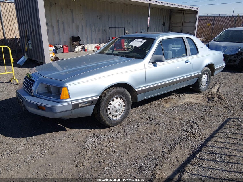 1985 Ford Thunderbird, Normal Wear & Tear, IAAI, VIN 1FABP46F0FH165232 — photo 2