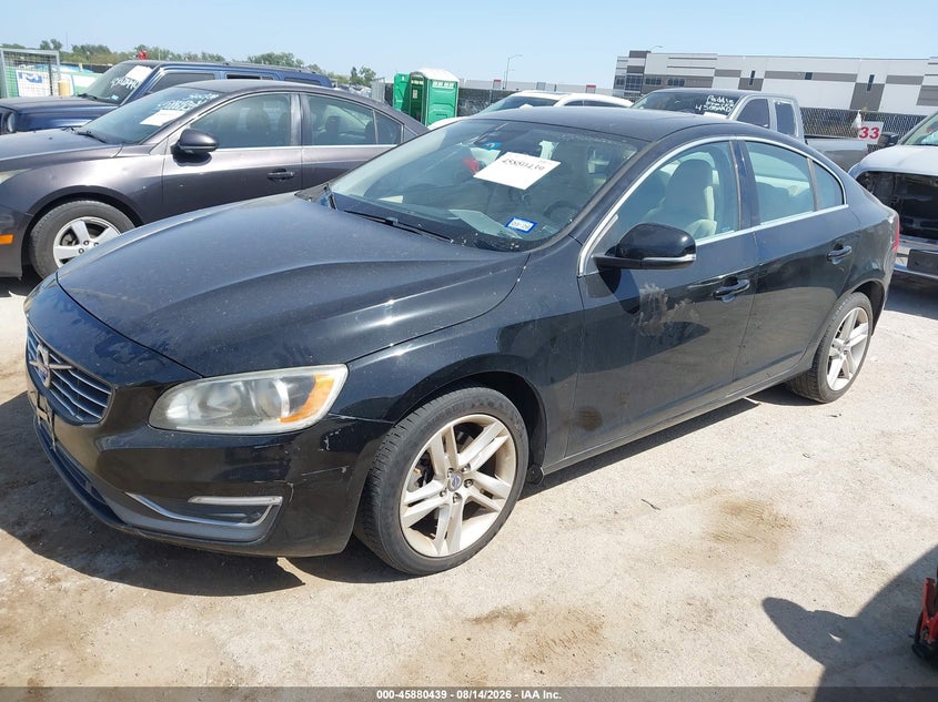 2015 VOLVO S60 auction photo 2