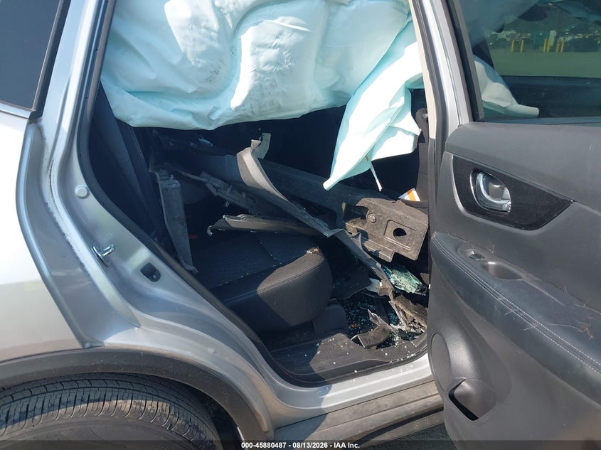 2020 NISSAN ROGUE auction photo 8