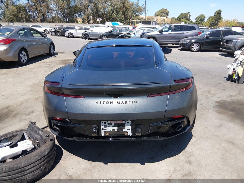 2022 ASTON MARTIN DB11 · Фото 17