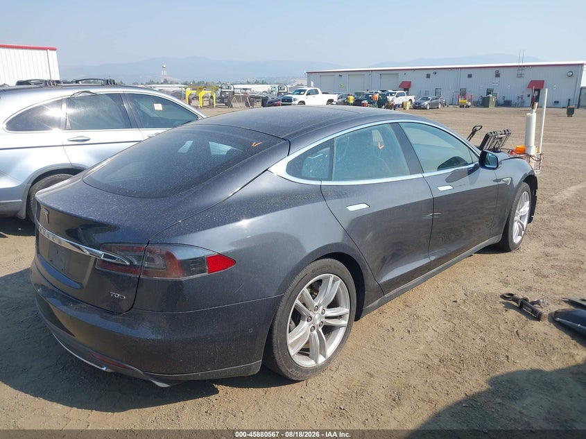 2015 TESLA MODEL S auction photo 4