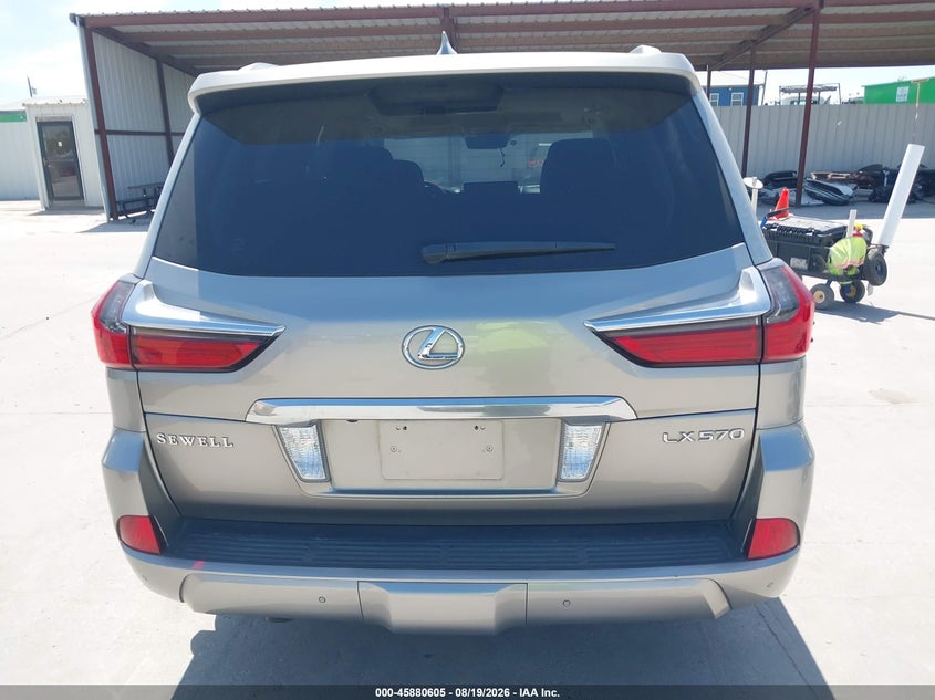 LEXUS LX 570 - zdjęcie 17