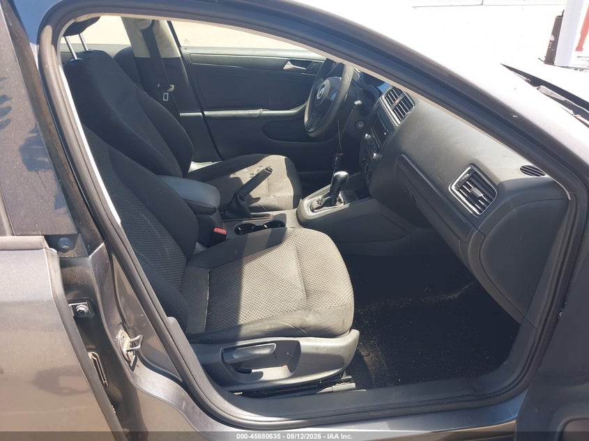 2014 VOLKSWAGEN JETTA auction photo 5