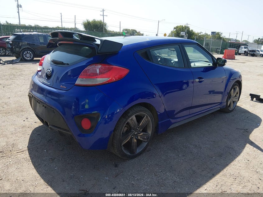2015 HYUNDAI VELOSTER auction photo 4
