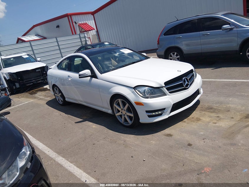 2015 MERCEDES-BENZ C 250 — zdjęcie z aukcji