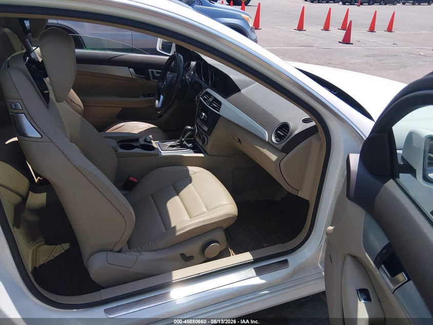 2015 MERCEDES-BENZ C 250 — zdjęcie 5
