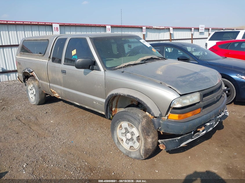1999 CHEVROLET S-10 auction photo 1