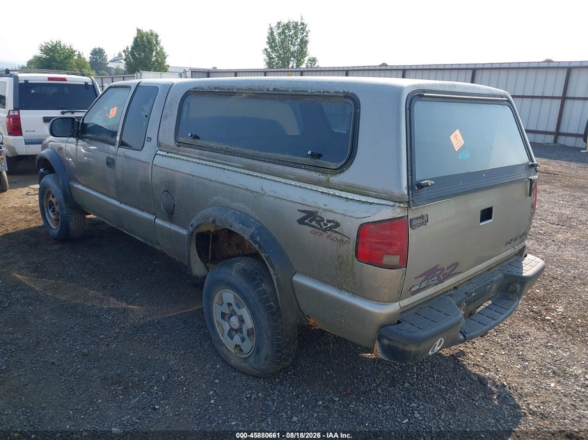 1999 CHEVROLET S-10 auction photo 3