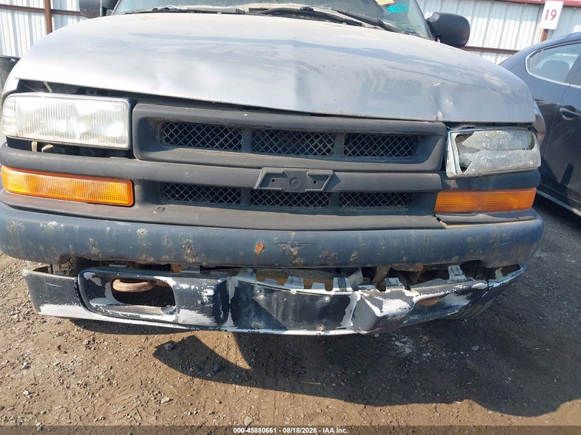 1999 CHEVROLET S-10 auction photo 6