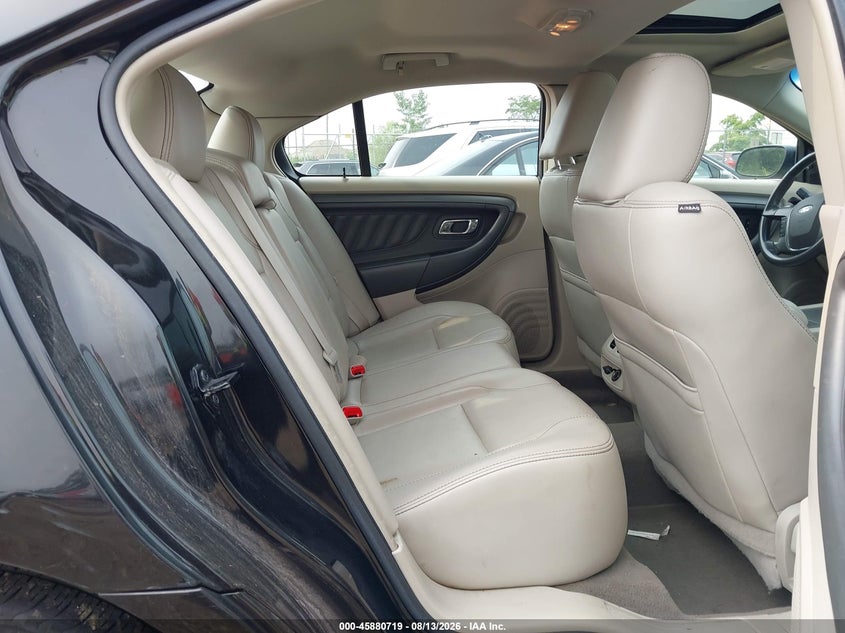 2010 FORD TAURUS auction photo 8