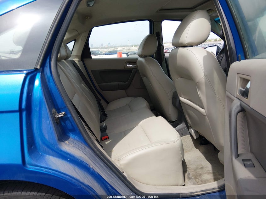 2011 FORD FOCUS auction photo 8