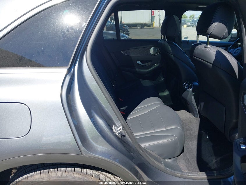 2018 MERCEDES-BENZ GLC 300 auction photo 8