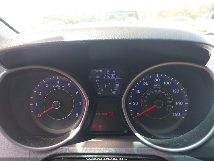 2013 HYUNDAI ELANTRA auction photo 7