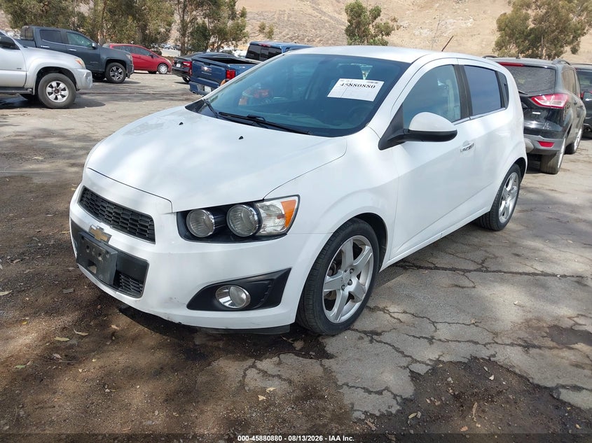 2015 CHEVROLET SONIC auction photo 2