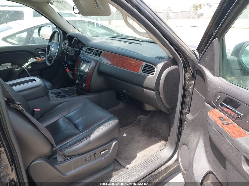 2013 CHEVROLET TAHOE auction photo 5
