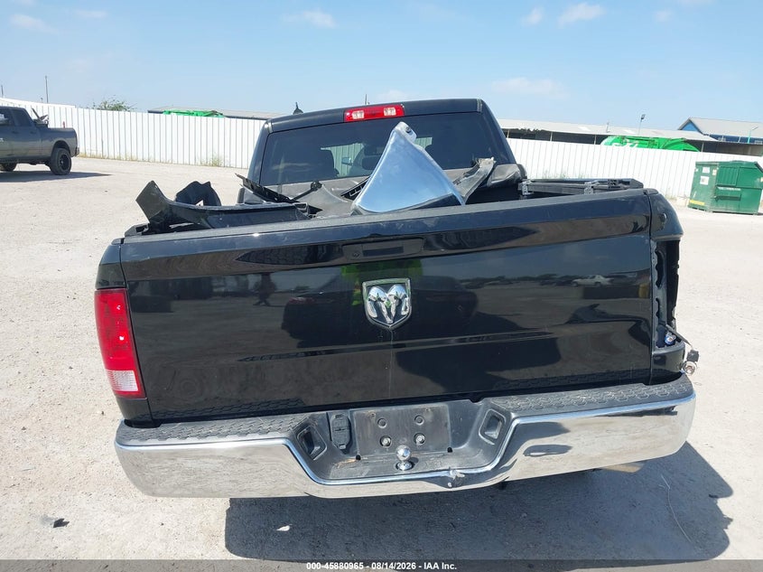 RAM 1500 CLASSIC - zdjęcie 17