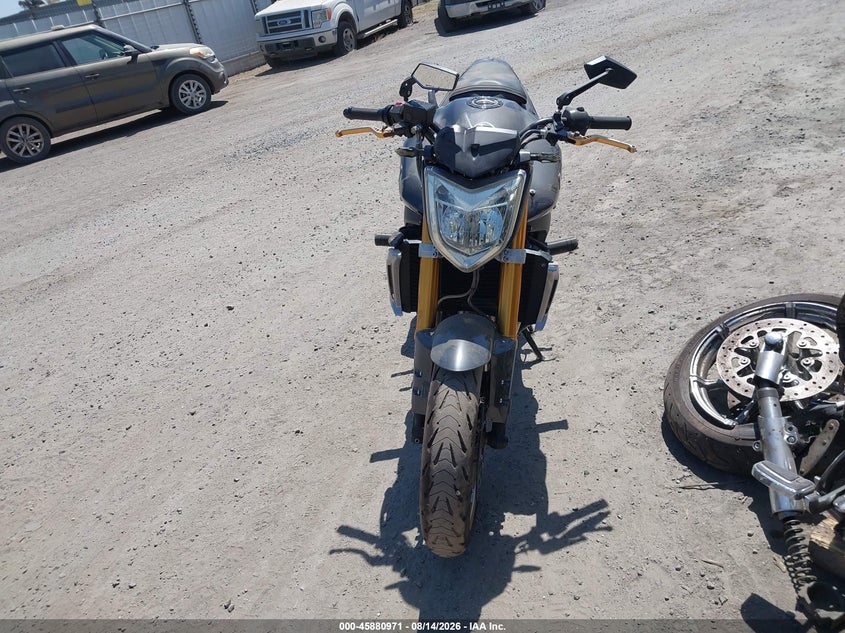 YAMAHA FZ1 2008