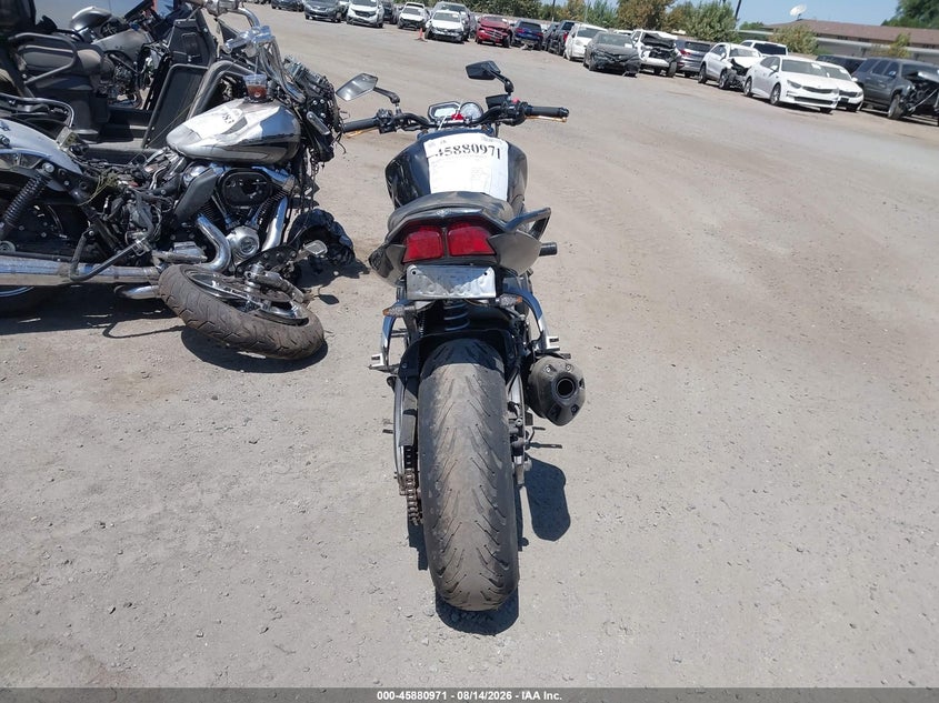 YAMAHA FZ1 2008