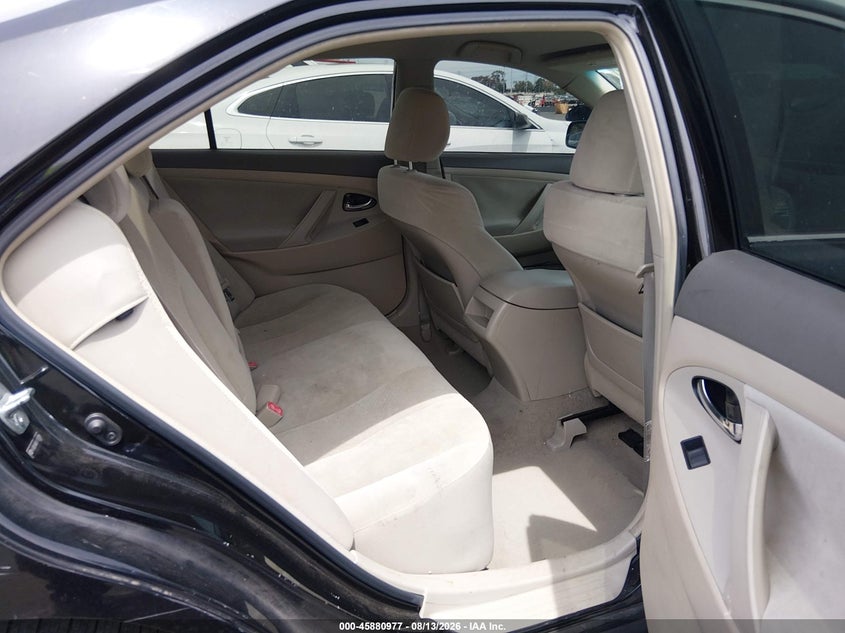 2009 TOYOTA CAMRY auction photo 8