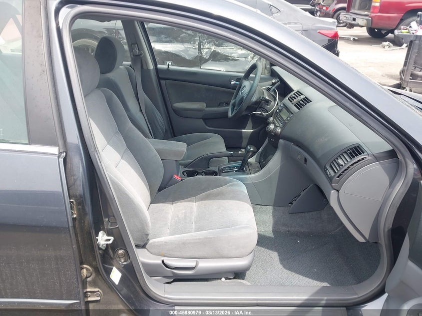2005 HONDA ACCORD auction photo 5