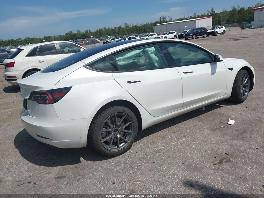 2021 TESLA MODEL 3 auction photo 4