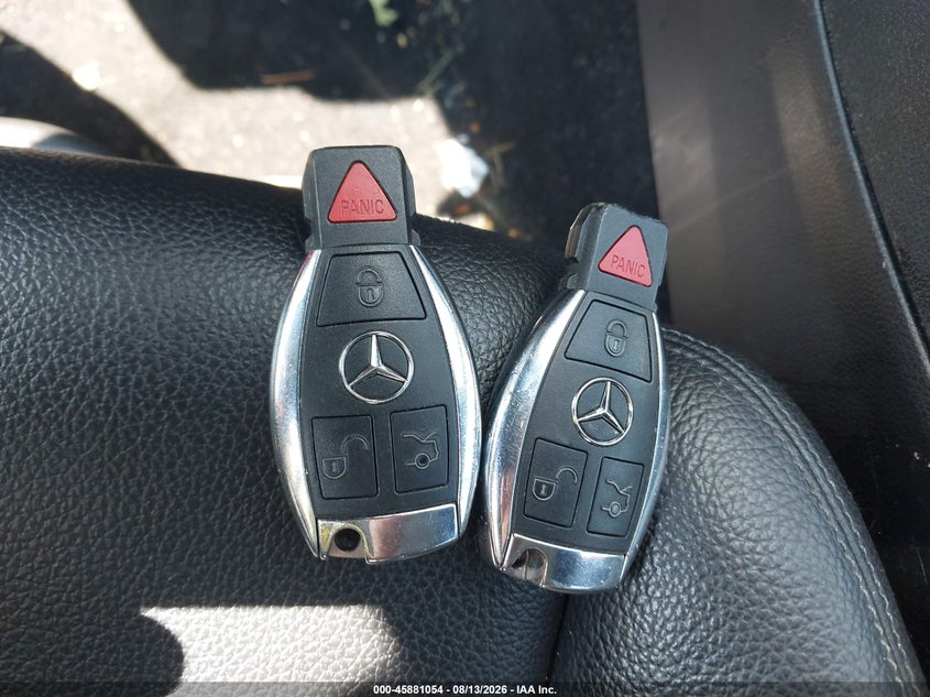 MERCEDES-BENZ GLA 250 - zdjęcie 11