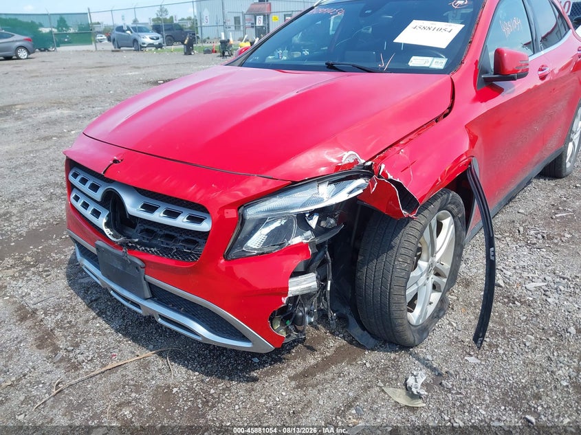 MERCEDES-BENZ GLA 250 - zdjęcie 6