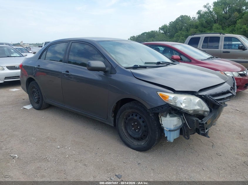 2013 TOYOTA COROLLA auction photo 1
