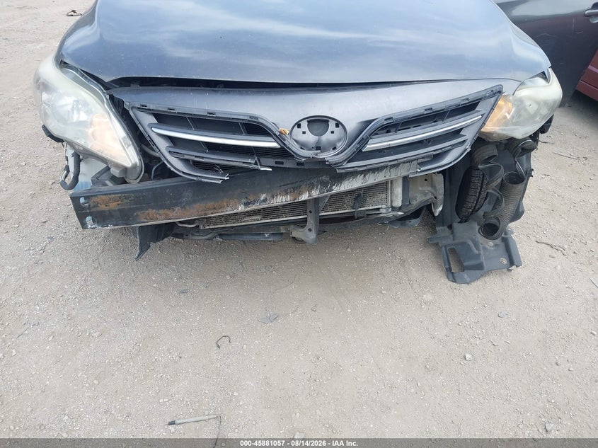 2013 TOYOTA COROLLA auction photo 6