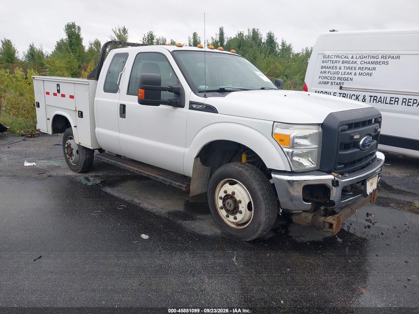 2015 FORD F-350 XL