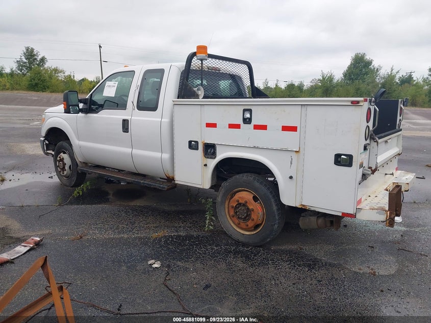 2015 FORD F-350 XL · Фото 3