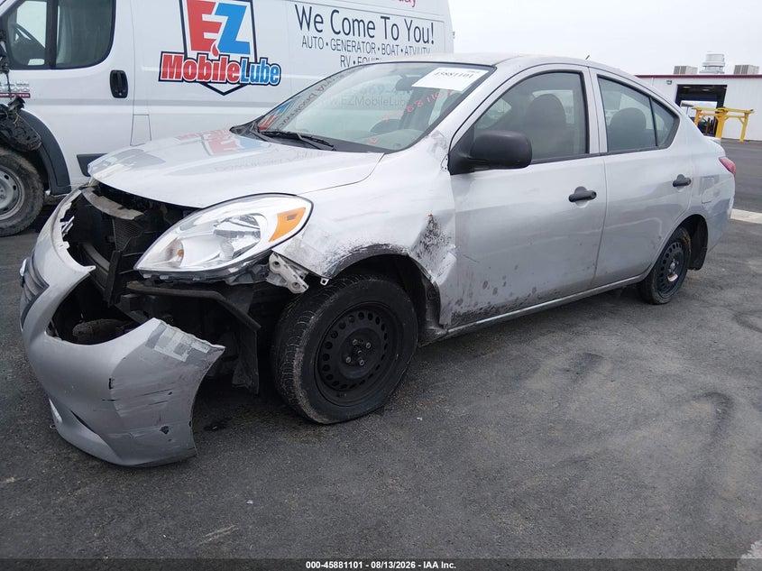 2014 NISSAN VERSA auction photo 2