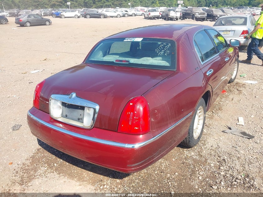 2000 LINCOLN TOWN CAR auction photo 4