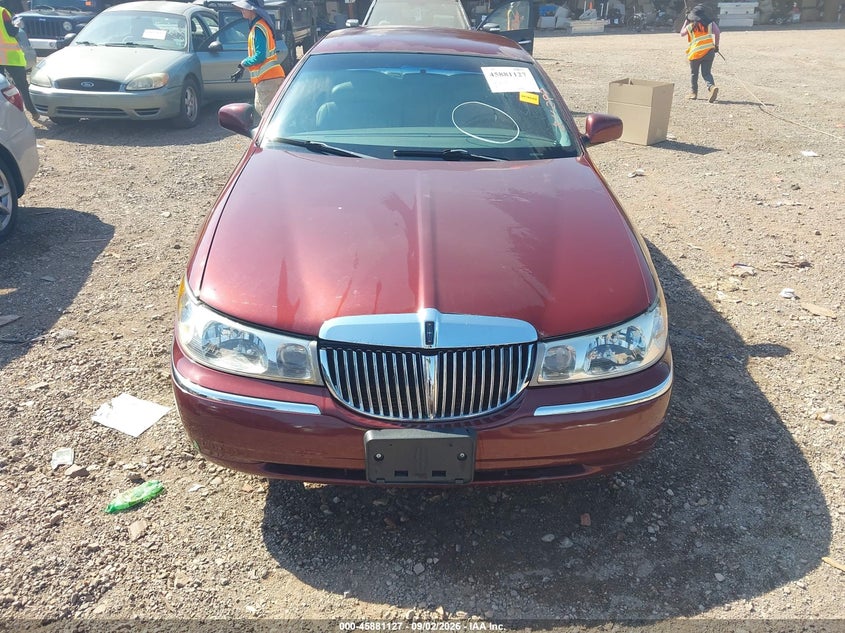 2000 LINCOLN TOWN CAR auction photo 6