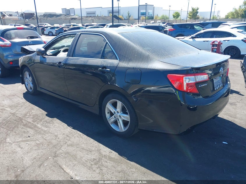 Vin: 4t1bf1fkxcu051195, lot: 46380127, toyota camry se 20123