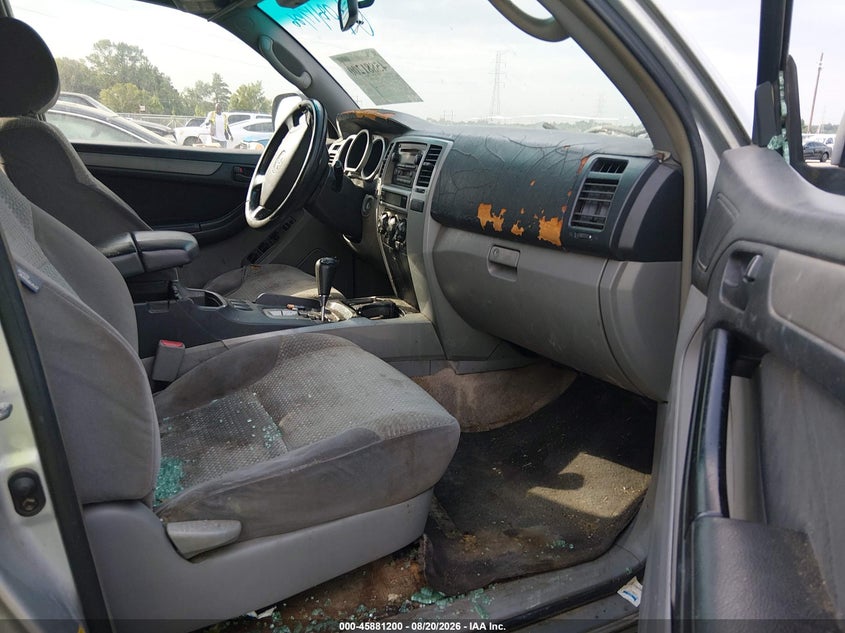 2004 TOYOTA 4RUNNER auction photo 5