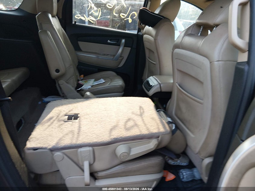 2011 GMC ACADIA auction photo 8